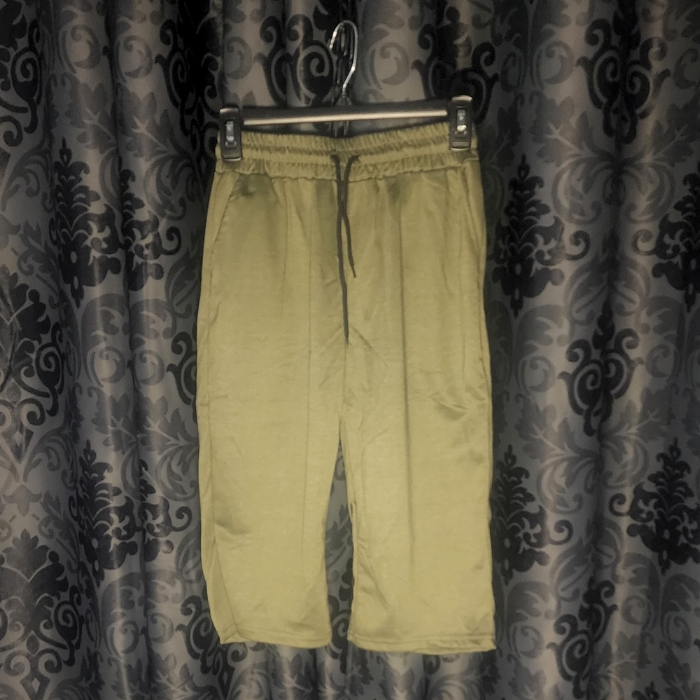 Kid's Capri Pants, Olive Drab Green, size Large